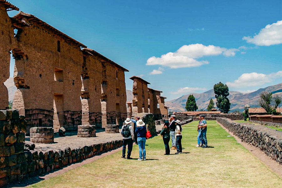 Sun Route Cusco to Puno